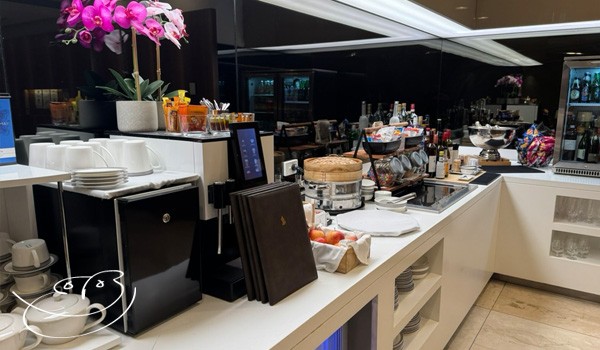 Singapore Airlines SilverKris Lounge Melbourne Airport
