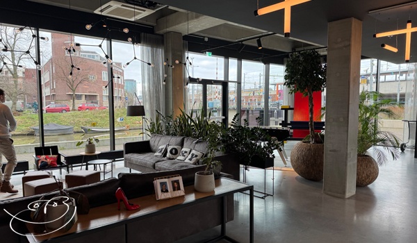 Review: Moxy Utrecht Hotel